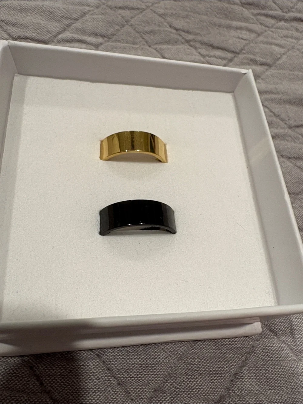 Gold Plated and Black Curved Rings Set
